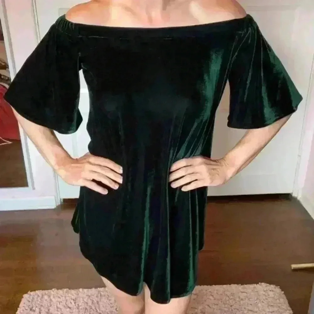 Gianni Bini green velvet babydoll dress off the shoulder mini christmas size L - Picture 3 of 13